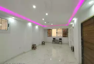 Apartments For sale - 2 rooms - floor 8