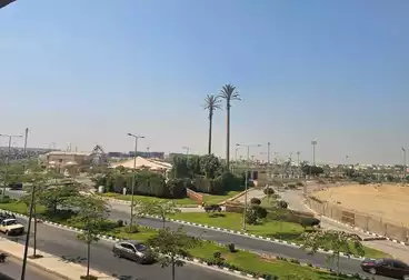 شقق للبيع - 3 غرف - بالدور 2