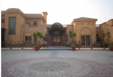 فلل للبيع - 6 غرف