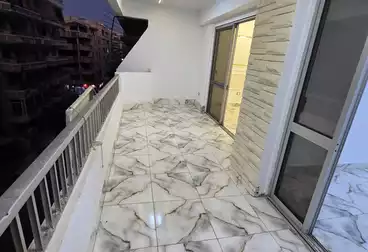 Apartments For sale - 2 rooms - floor 2
