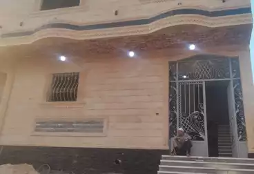 منزل / بيت للبيع - 3 غرف