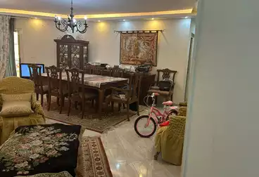 شقق للبيع - 2 غرف - بالدور 1