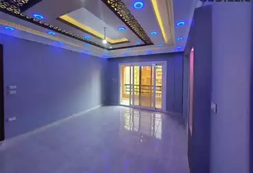منزل / بيت للبيع - 8 غرف