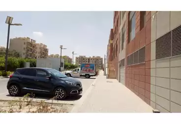 إداري للبيع - 5 غرف - بالدور 0