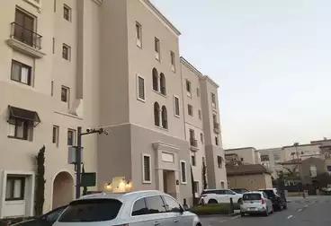 شقق للبيع - 4 غرف - بالدور 4