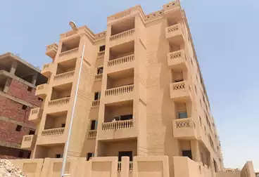 شقق للبيع - 3 غرف - بالدور 1