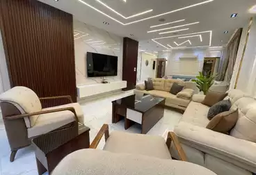Furnished Apartment For sale - 3 rooms - floor 2