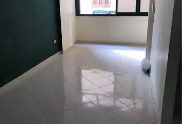 undefined undefined - 2 rooms - floor 8