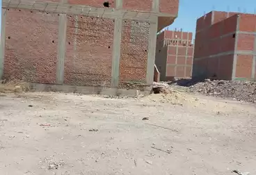 أراضي للبيع