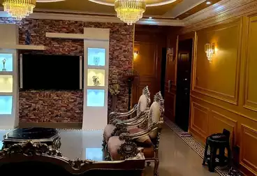 دوبلكس بحديقة للبيع - 4 غرف - بالدور 0