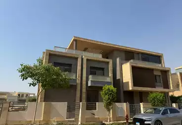 فلل للبيع - 6 غرف