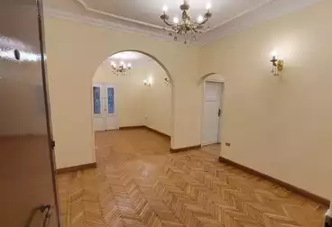 Apartments For sale - 4 rooms - floor 1