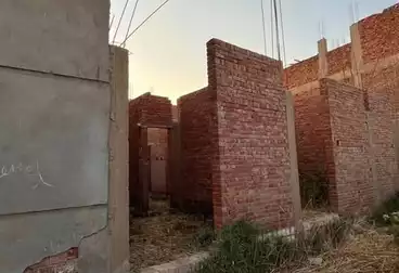 House / Home For sale - 4 rooms