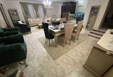 Apartments For sale - 3 rooms - floor 4