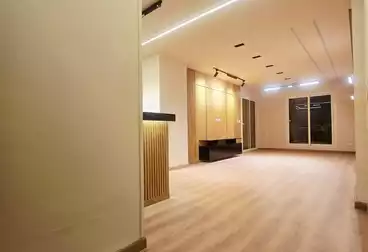 Apartments For sale - 2 rooms - floor 4