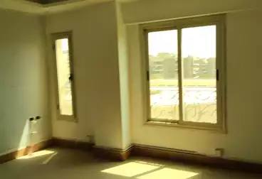Administrative For rent - 3 rooms - floor 5