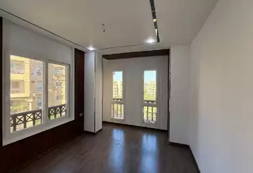 Apartments For sale - 3 rooms - floor 4