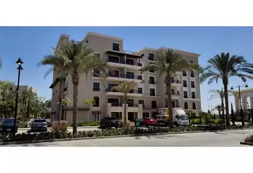 شقق للبيع - 1 غرف - بالدور 5