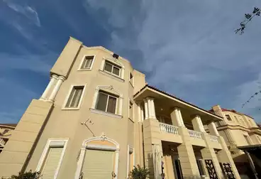 undefined undefined - 5 rooms