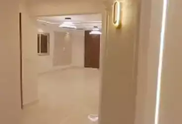 شقق للبيع - 3 غرف - بالدور 7