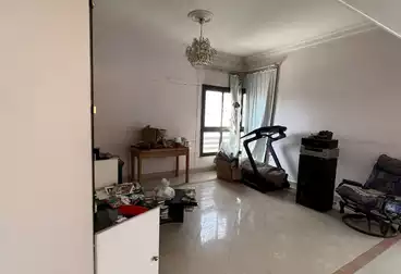 Apartments For sale - 6 rooms - floor 8