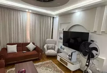 Furnished Apartment For sale - 3 rooms - floor 9