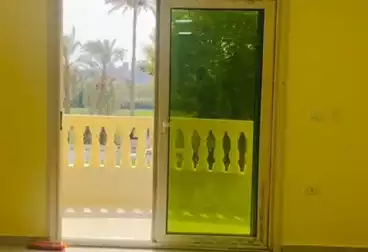 شقق للبيع - 5 غرف - بالدور 1