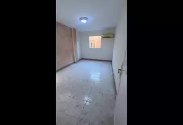 undefined undefined - 2 rooms - floor 5