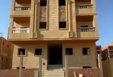 شقق للبيع - 3 غرف - بالدور 0