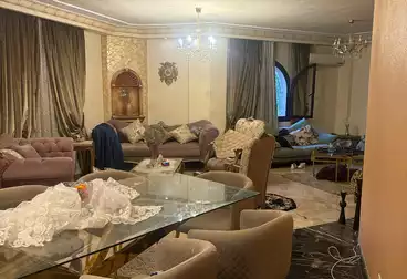 شقق للبيع - 3 غرف - بالدور 1