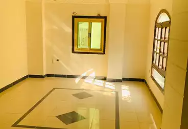 Apartments For sale - 3 rooms - floor 1