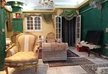 Building For sale - 3 rooms