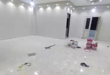 شقق للبيع - 3 غرف - بالدور 4