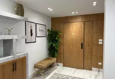 Furnished Apartment For sale - 2 rooms - floor 11