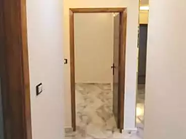 عقارات للبيع - 3 غرف - بالدور 3