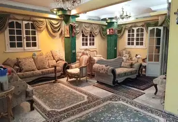 Building For sale - 12 rooms