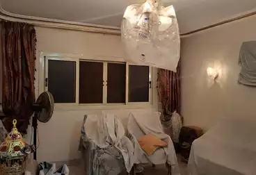 House / Home For sale - 9 rooms