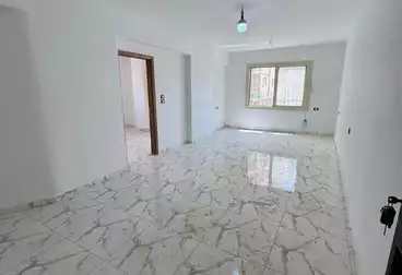 Apartments For rent - 3 rooms - floor 8
