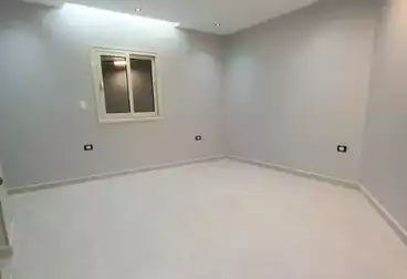 Apartments For sale - 3 rooms - floor 1