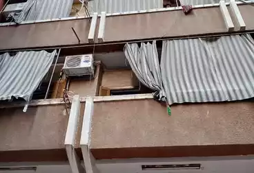 House / Home For sale - 4 rooms