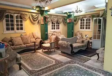 Building For sale - 12 rooms