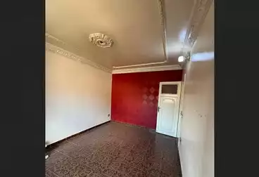 Apartments For sale - 3 rooms - floor 4