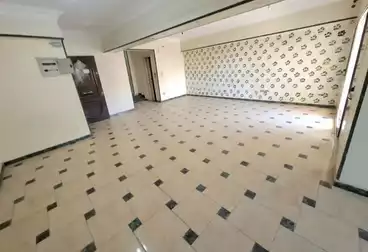 Apartments For rent - 3 rooms - floor 8