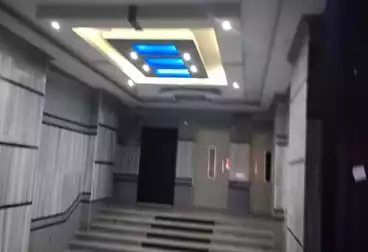Apartments For sale - 3 rooms - floor 1