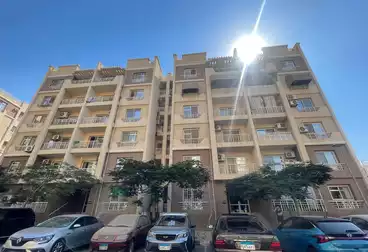 Apartments For sale - 2 rooms - floor 5