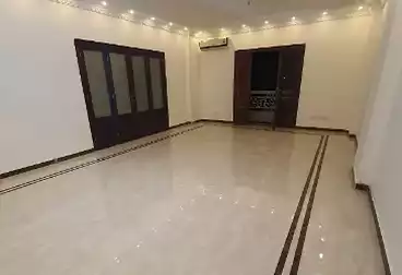 Apartments For sale - 4 rooms - floor 1