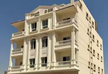 Apartments For sale - 3 rooms - floor 1