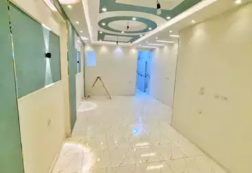 Apartments For sale - 2 rooms - floor 1