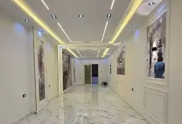 Apartments For sale - 3 rooms - floor 1