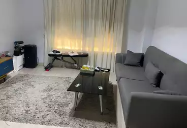 شقق للإيجار - 3 غرف - بالدور 1
